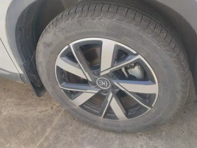 BYD Song Pro — Фото автомобиля 6