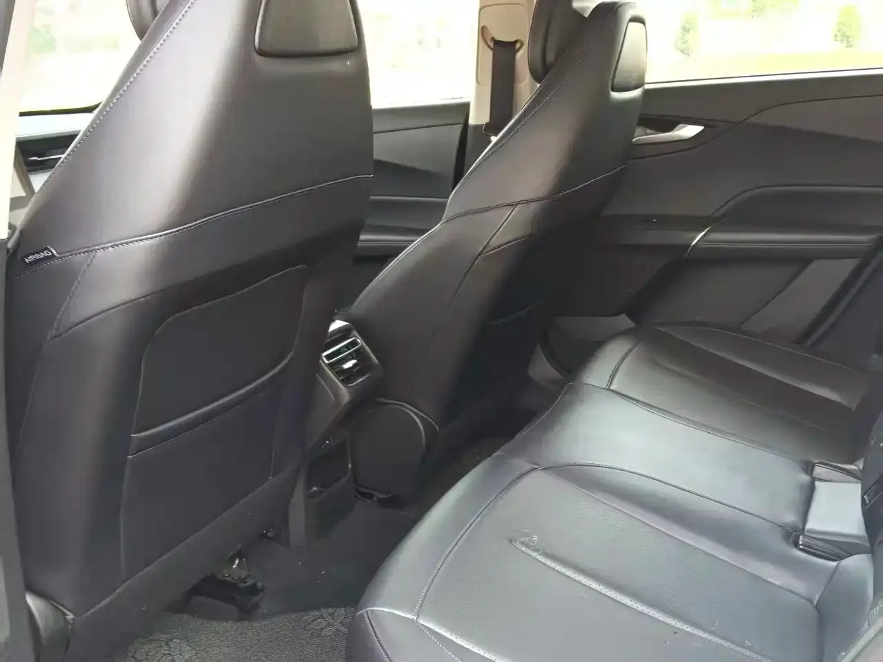 Changan Yida 2023 Blue Whale NE 1.5T GDI DCT Premium — Фото автомобиля 5