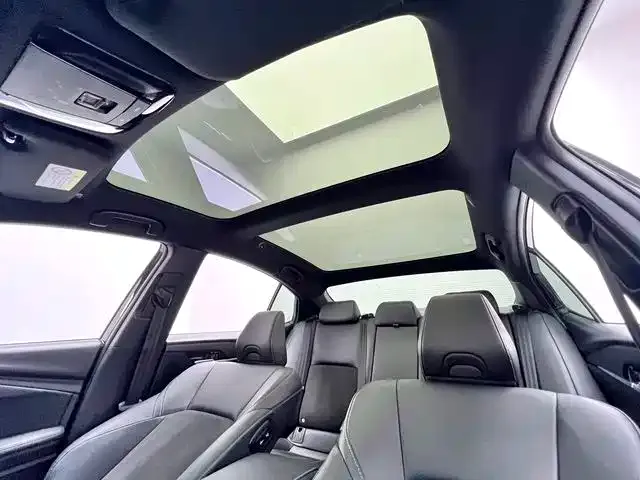 Toyota Camry — Фото автомобиля 14