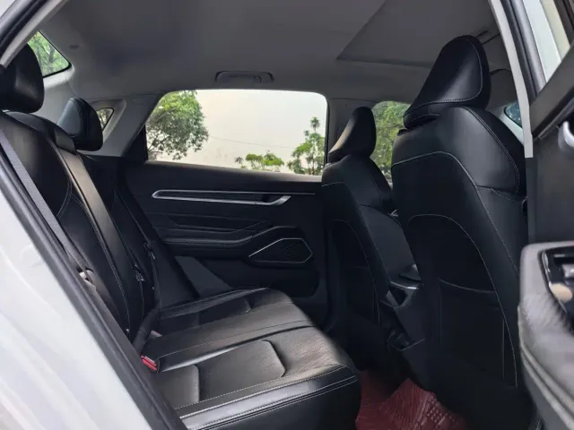 Geely Emgrand — Фото автомобиля 15