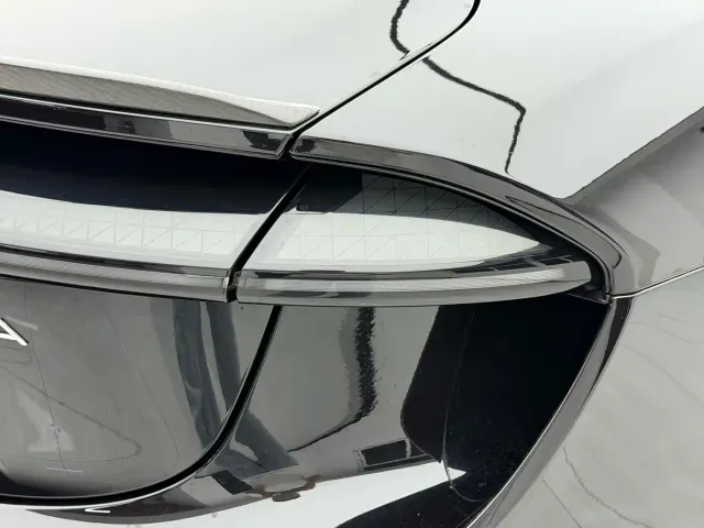 Lotus Emeya — Фото автомобиля 6