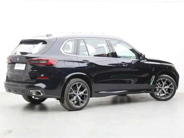 BMW X5 — Фото автомобиля 4