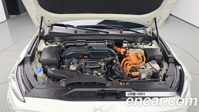Kia K8 Hybrid — Фото автомобиля 9