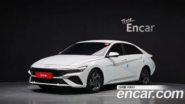 Фотография автомобиля — Hyundai Avante CN7
