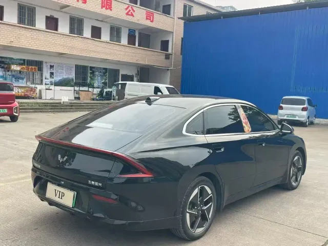 Wuling Starlight — Фото автомобиля 5