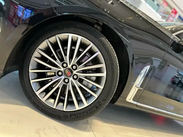 Hongqi Hongqi H9 2020 2.0T Smart Connection Qi Xiang Edition — Фото автомобиля 4
