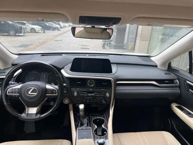 Lexus RX — Фото автомобиля 6