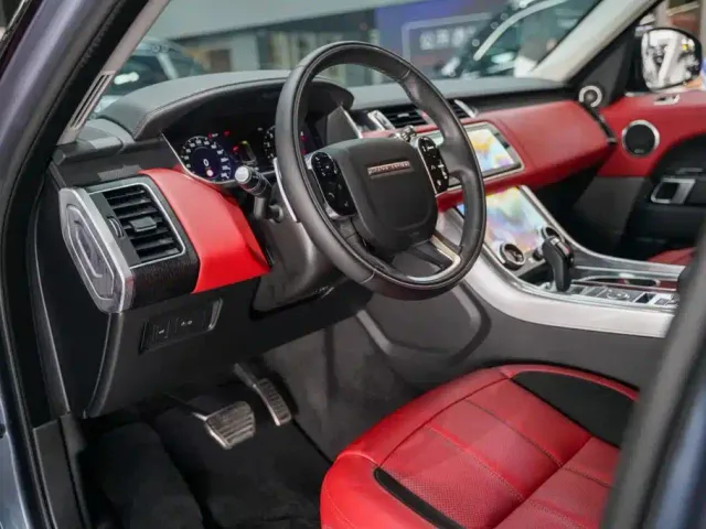 Land Rover Range Rover Sport — Фото автомобиля 2