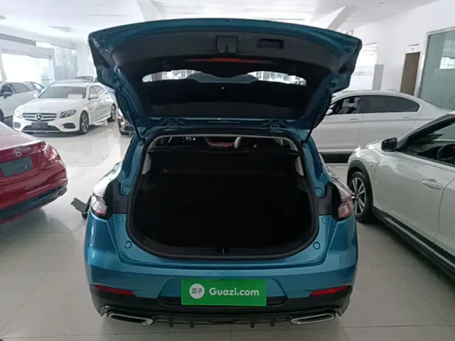 Geely Emgrand S — Фото автомобиля 18