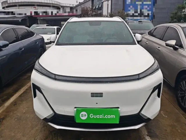 Geely Galaxy Starship 7 EM-i — Фото автомобиля 2