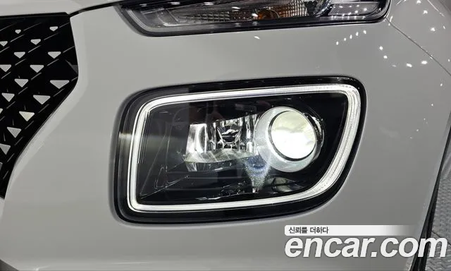 Hyundai Venue — Фото автомобиля 7