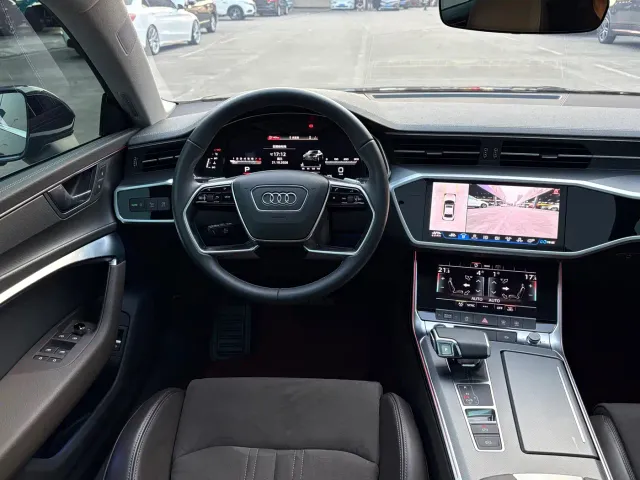 Audi A7L — Фото автомобиля 6