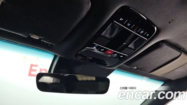 Hyundai Grandeur Grandeur (GN7) 3.5 LPG 2WD (Такси) — Фото автомобиля 18