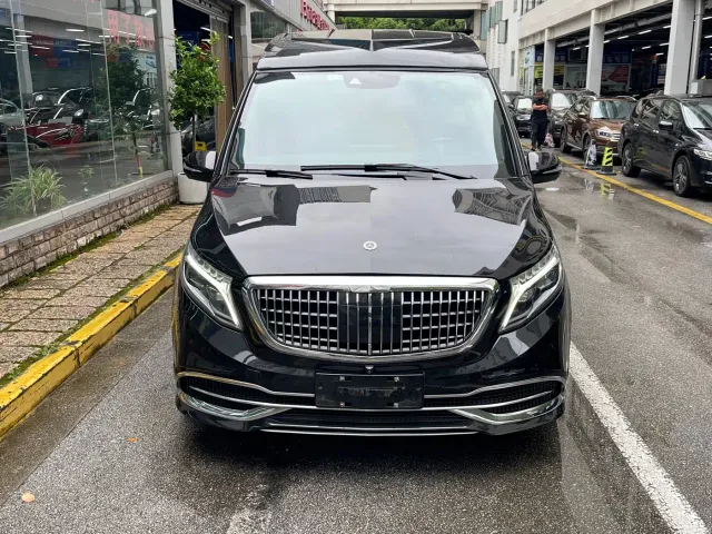 Mercedes-Benz V-Class — Фото автомобиля 2