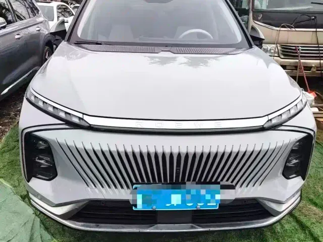 Roewe Whale — Фото автомобиля 2