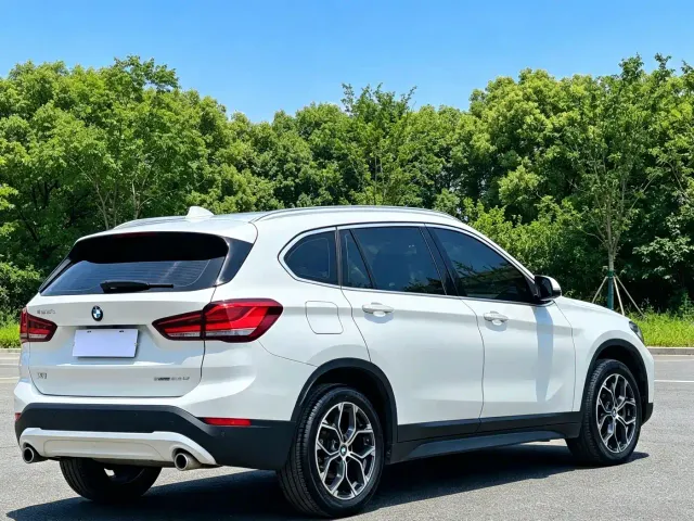 BMW X1 — Фото автомобиля 15
