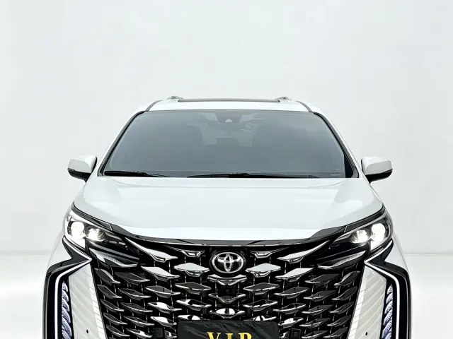 Toyota Granvia 2026 Model 2.5L Hybrid Comfort Edition — Фото автомобиля 2