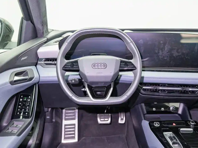Audi Q6L e-tron — Фото автомобиля 13