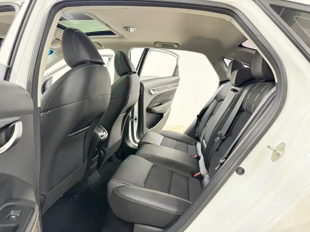 Geely Binrui — Фото автомобиля 10