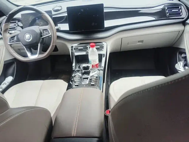 BYD Qin PLUS — Фото автомобиля 12