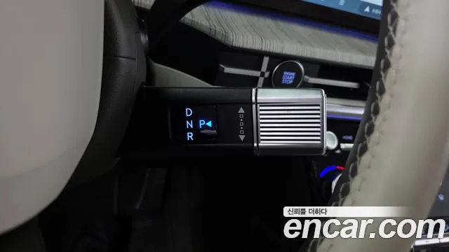 Hyundai Santa Fe MX5 — Фото автомобиля 12
