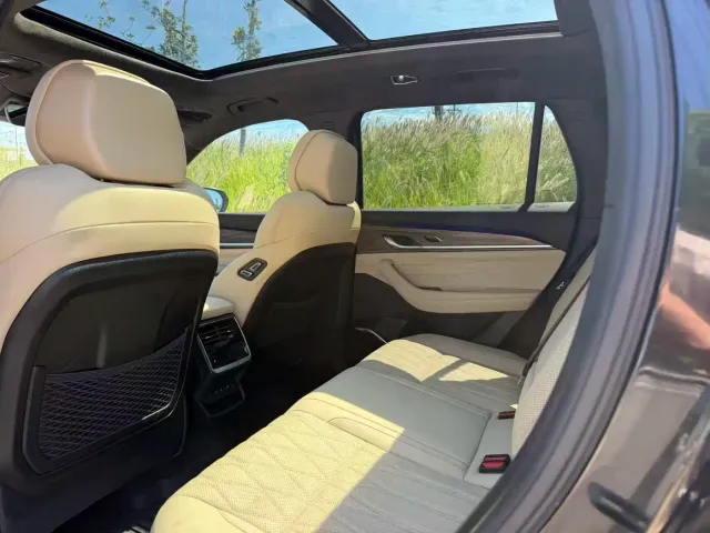 Geely Xingyue L — Фото автомобиля 5