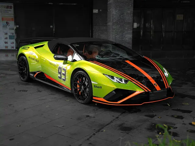 Lamborghini Huracan — Фото автомобиля 3