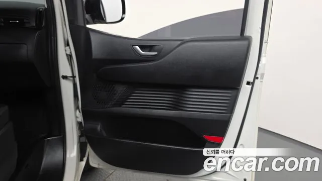 Hyundai Staria — Фото автомобиля 13