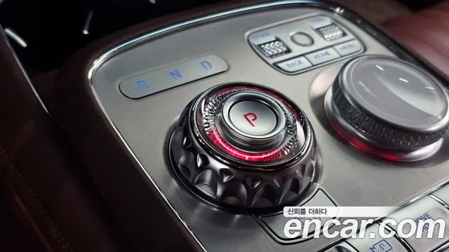 Genesis G90 — Фото автомобиля 9