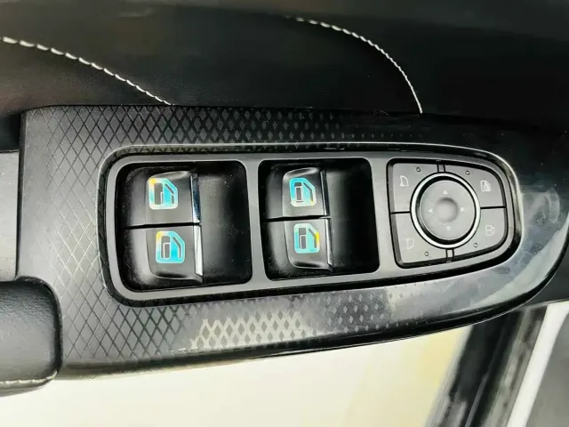 Haval M6 — Фото автомобиля 13