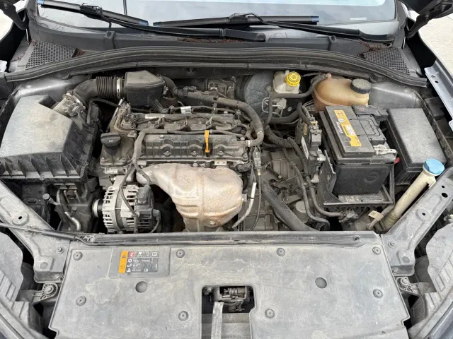 Roewe i5 — Фото автомобиля 15