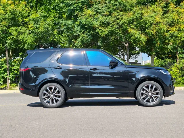 Land Rover Discovery — Фото автомобиля 20