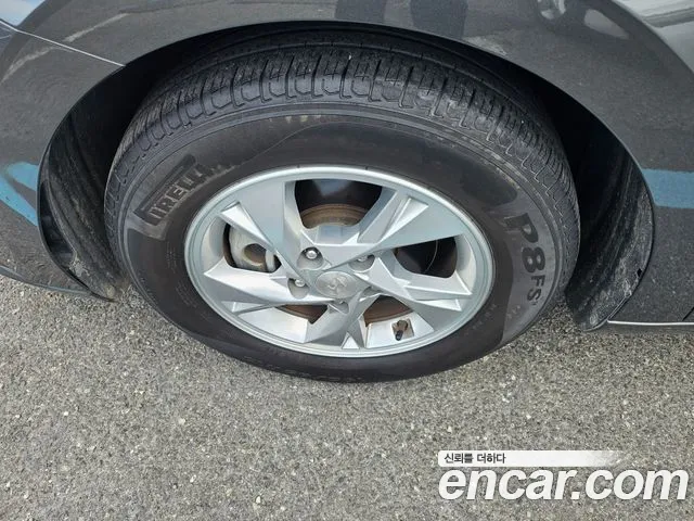 Hyundai Avante CN7 — Фото автомобиля 17