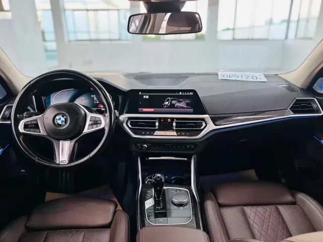 BMW 3 Series — Фото автомобиля 4