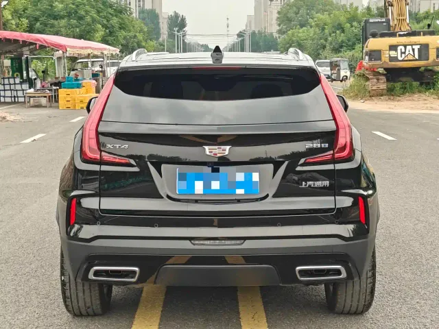 Cadillac XT4 — Фото автомобиля 14