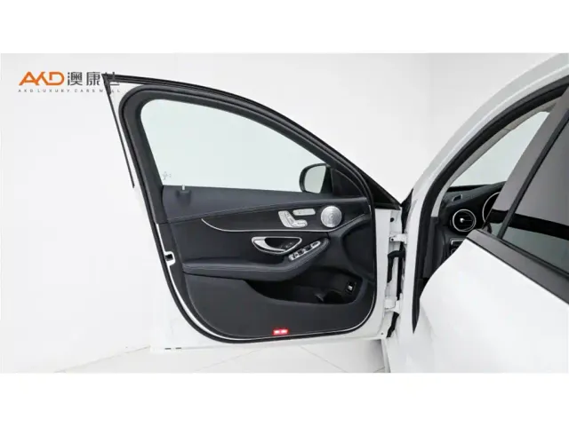 Mercedes-Benz C-Class — Фото автомобиля 10