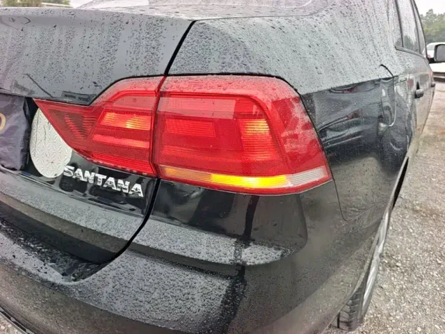 Volkswagen Santana — Фото автомобиля 7