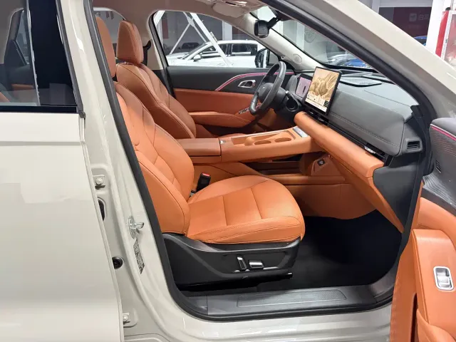 Haval Xiaolong MAX — Фото автомобиля 5