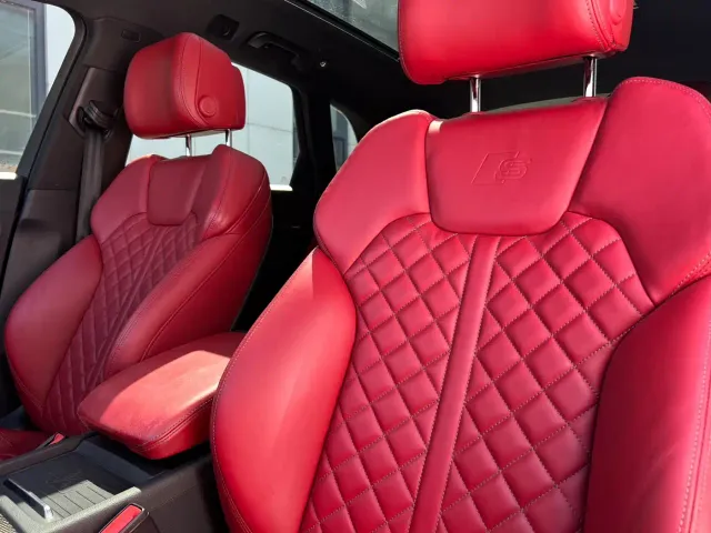Audi SQ5 — Фото автомобиля 6