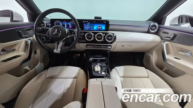 Mercedes-Benz A-Class W177 — Фото автомобиля 10