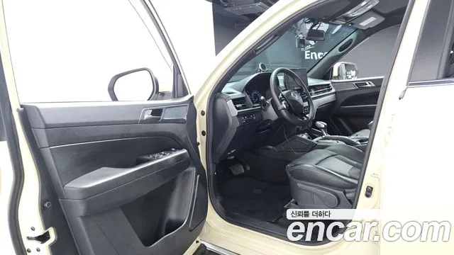 KGM Rexton — Фото автомобиля 10