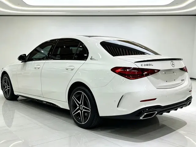 Mercedes-Benz C-Class — Фото автомобиля 12