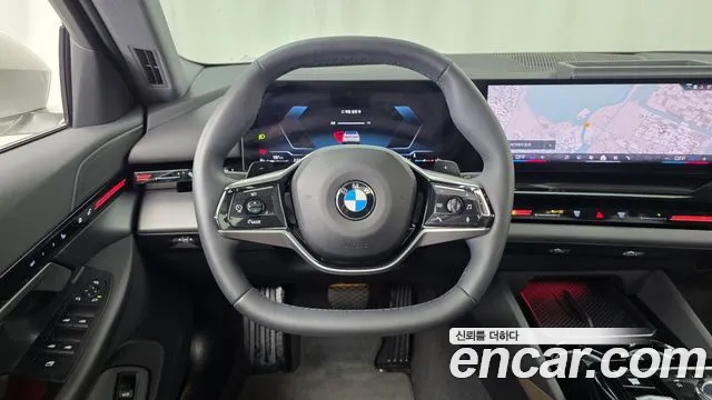 BMW 5-Series — Фото автомобиля 11