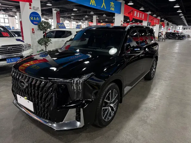 GAC Trumpchi GS8 — Фото автомобиля 2