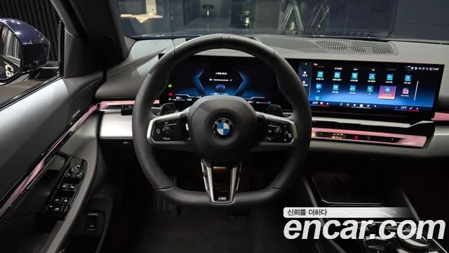 BMW 5 Series G60 — Фото автомобиля 13