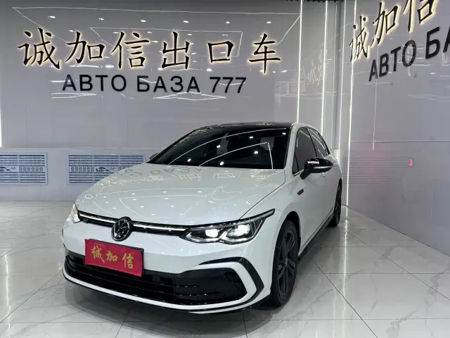 Фотография автомобиля — Volkswagen Golf