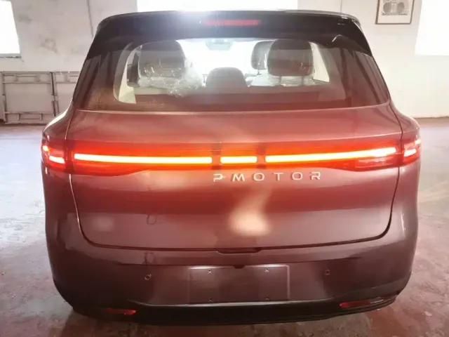 Leapmotor B10 — Фото автомобиля 5