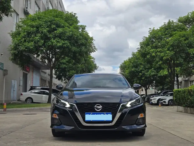 Nissan Teana — Фото автомобиля 2