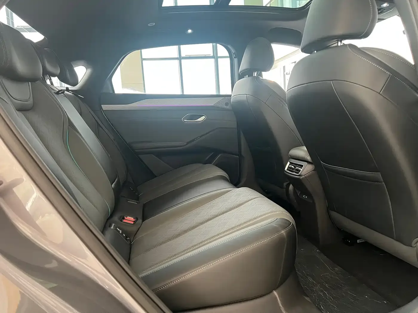 BYD Qin L 2025 EV 545KM Cloud Chariot Edition — Фото автомобиля 9