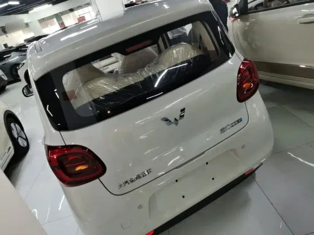 Wuling Hongguang Mini EV — Фото автомобиля 4